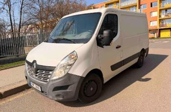 Pronajatá dodávka Renault Master L1H1 – boční pohled